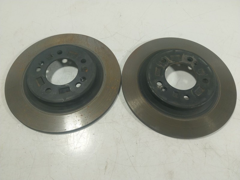 Recambio de disco freno trasero para hyundai kona (os, ose, osi) 1.6 gdi hybrid referencia OEM IAM 584113V500  