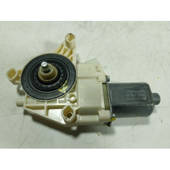 MOTOR ELEVALUNAS DELANTERO IZQUIERDO A4479063500 