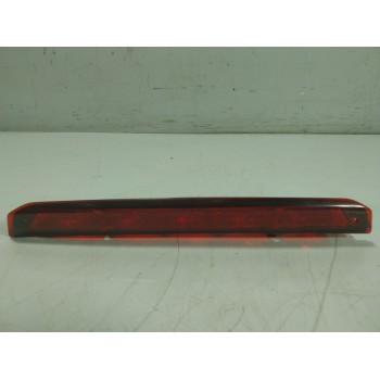 PILOTO TRASERO CENTRAL 2480360 7S7113A601BF 