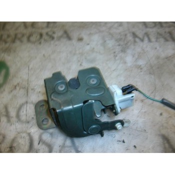 CERRADURA MALETERO / PORTON 8123026000 