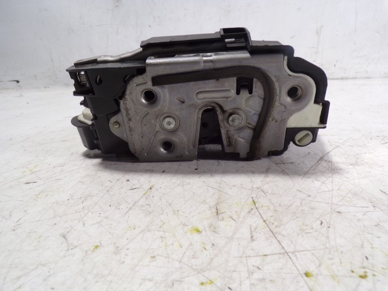 Recambio de cerradura puerta trasera izquierda para seat leon (5f1) fr referencia OEM IAM 5K4839015AF 5K4839015AF 