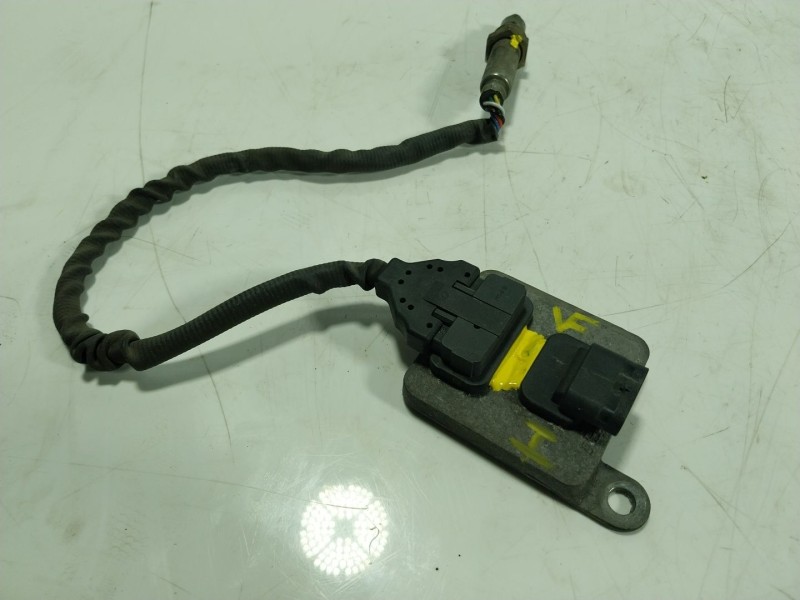 Recambio de sonda lambda para mercedes-benz vito kasten 2.1 cdi cat referencia OEM IAM A0009050008  