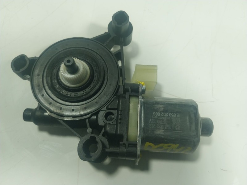 Recambio de motor elevalunas trasero derecho para audi q2 (gab, gag) 35 tfsi referencia OEM IAM 5Q0959802 5Q0959802 