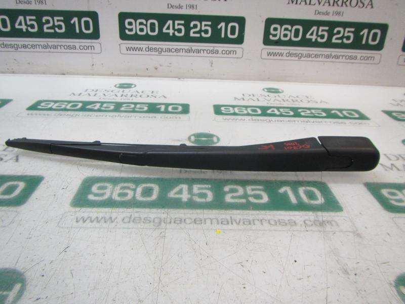 Recambio de brazo limpia trasero para kia cee´´d sporty wagon active referencia OEM IAM 988111H000  