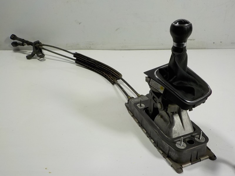 Recambio de palanca cambio para volkswagen golf vi (5k1) 1.4 16v tsi referencia OEM IAM 1K0711050A 1Q0711049C 1K0711118AMEK