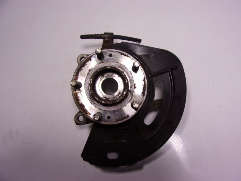 Recambio de mangueta delantera izquierda para hyundai i40 1.7 crdi cat referencia OEM IAM 517153Z700  