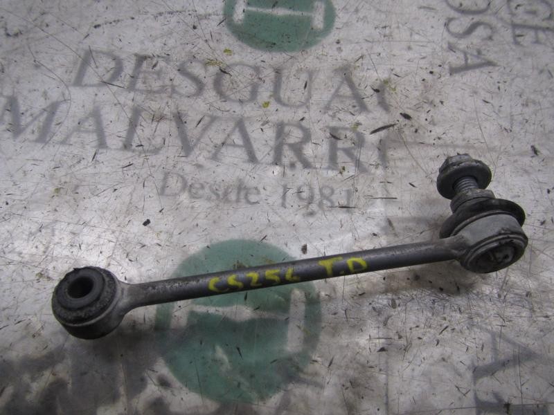 Recambio de tirante trasero derecho para bmw serie 1 berlina (e81/e87) 118d referencia OEM IAM 33556764428  