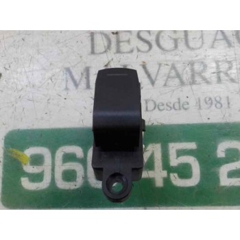 MANDO ELEVALUNAS TRASERO DERECHO 3799568L00 