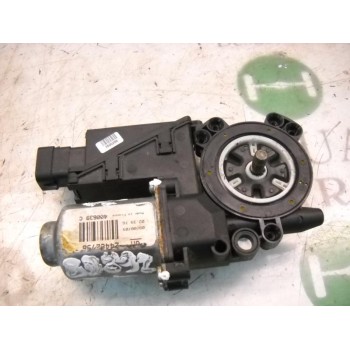 MOTOR ELEVALUNAS DELANTERO DERECHO 