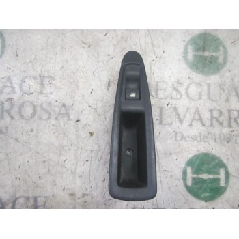 MANDO ELEVALUNAS TRASERO DERECHO 