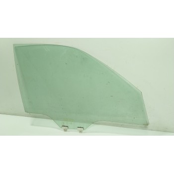 CRISTAL PUERTA DELANTERO DERECHO 61011SC000 