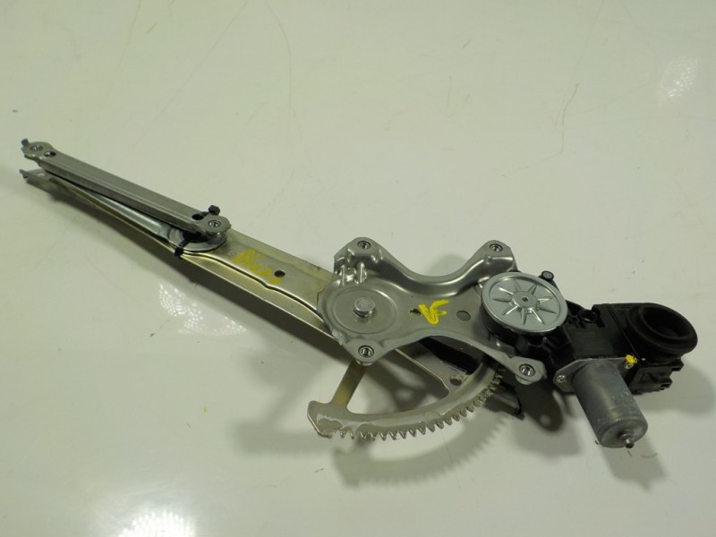 Recambio de elevalunas delantero derecho para lexus nx 300h 2wd referencia OEM IAM 6980178010 8571078011 