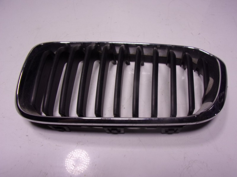 Recambio de rejilla para bmw serie 1 lim. (f20/f21) 1.5 12v turbodiesel referencia OEM IAM   