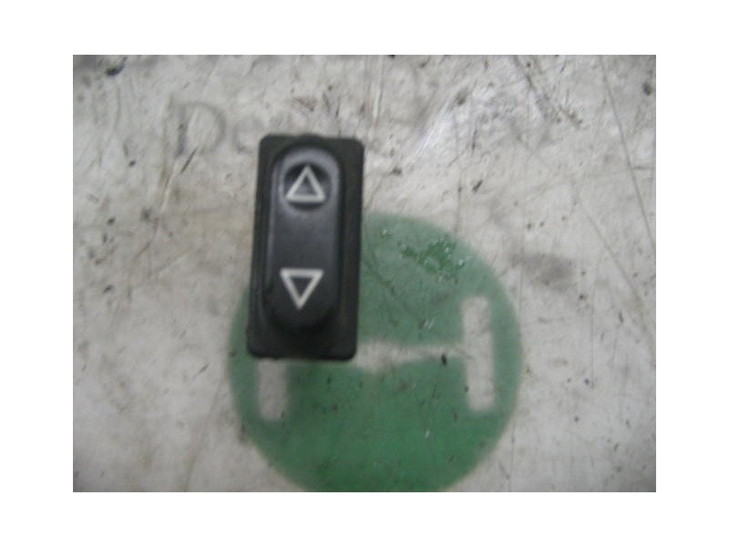 Recambio de mando elevalunas delantero izquierdo para peugeot 306 berlina 3/5 puertas (s1) graffic referencia OEM IAM   