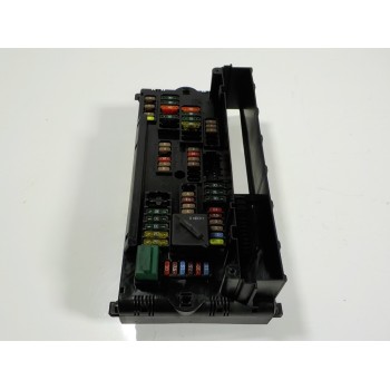 CAJA RELES / FUSIBLES 61149259467 9259467 