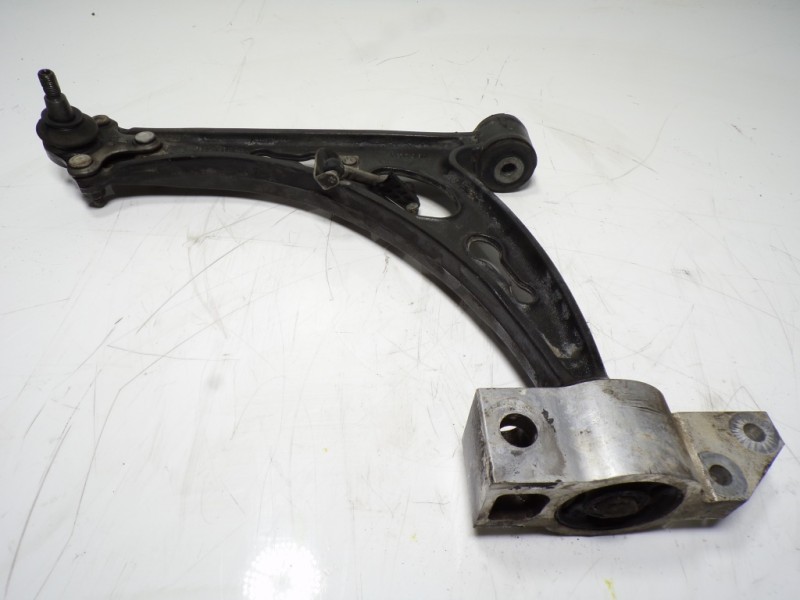 Recambio de brazo suspension inferior delantero izquierdo para volkswagen eos (1f7) 2.0 tdi referencia OEM IAM 1K0407151AC  