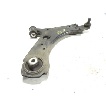 BRAZO SUSPENSION INFERIOR DELANTERO DERECHO 52011612 