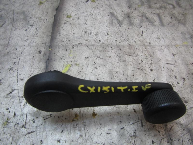 Recambio de maneta elevalunas trasera izquierda para kia cee´´d sporty wagon concept referencia OEM IAM 8263022001EQ  