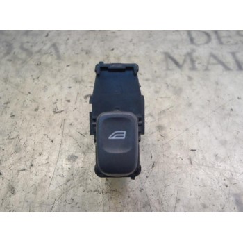 MANDO ELEVALUNAS TRASERO DERECHO 