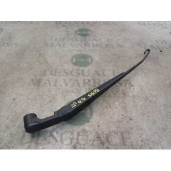 BRAZO LIMPIA DELANTERO DERECHO 