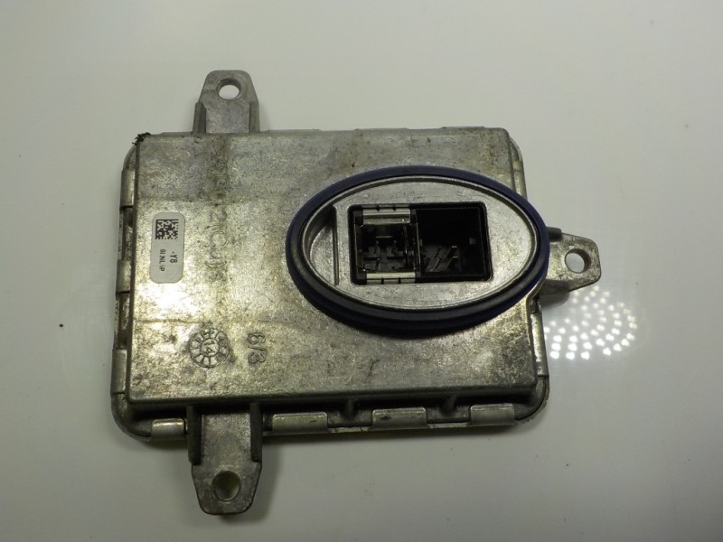 Recambio de centralita faros xenon para bmw serie 3 touring (f31) 2.0 turbodiesel referencia OEM IAM 63117317408 7296090 