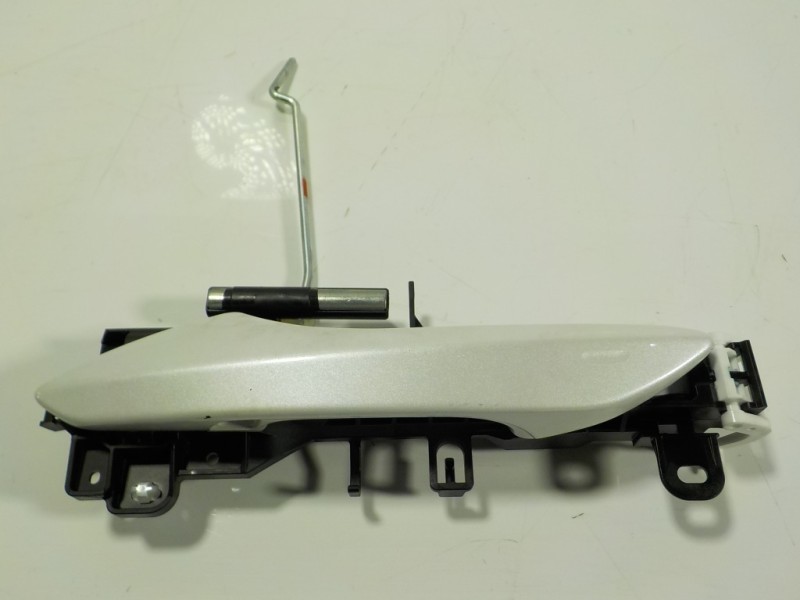 Recambio de maneta exterior delantera derecha para lexus nx 300h 2wd referencia OEM IAM 6921048110A1  