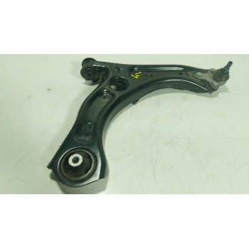 BRAZO SUSPENSION INFERIOR DELANTERO DERECHO 2Q0407152D 