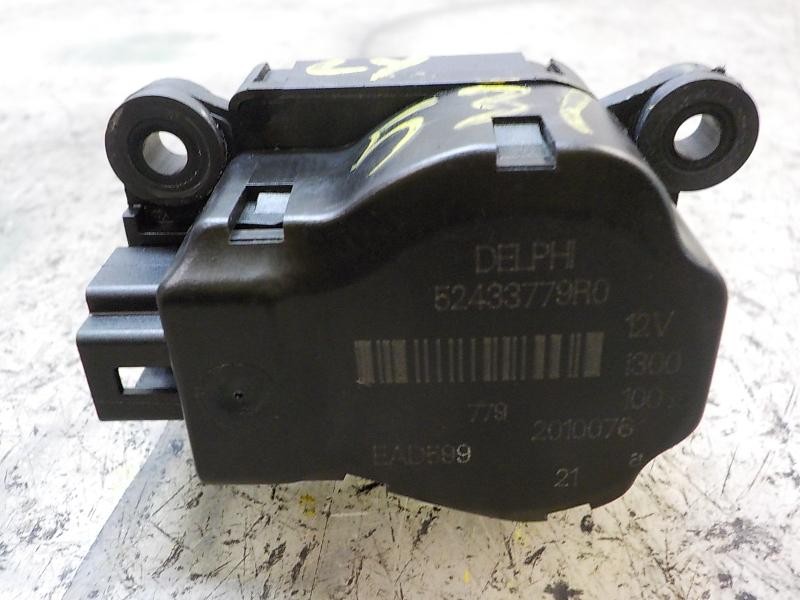 Recambio de motor apertura trampillas climatizador para chevrolet cruze 2.0 diesel cat referencia OEM IAM   