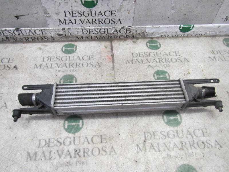 Recambio de intercooler para fiat punto (evo) (199) dynamic referencia OEM IAM 51837369  