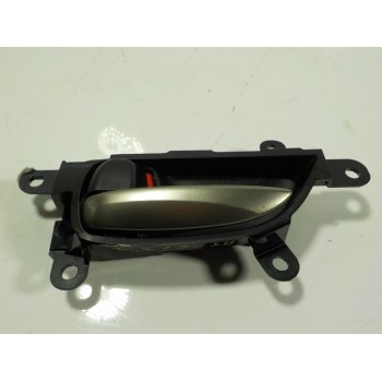 MANETA INTERIOR DELANTERA IZQUIERDA 6928078010C1 