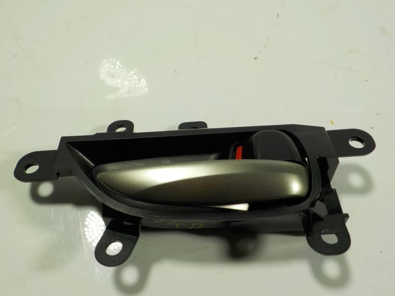 Recambio de maneta interior trasera derecha para lexus nx 300h 2wd referencia OEM IAM 6927078020C1  