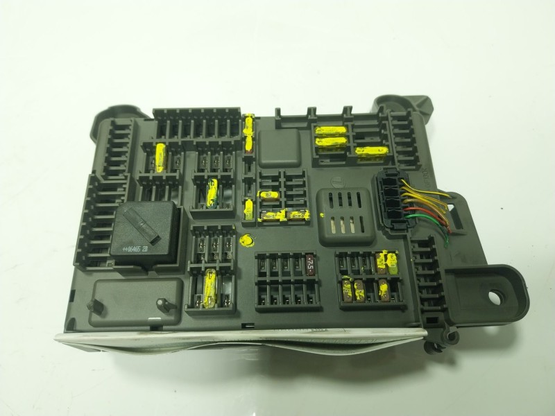 Recambio de caja reles / fusibles para bmw x5 (e70) 3.0 d referencia OEM IAM 61146931687 693168703 