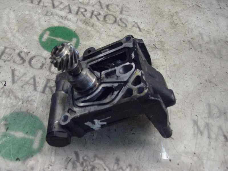 Recambio de bomba aceite para ford fiesta berlina 1.8 diesel cat referencia OEM IAM   