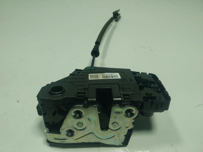 Recambio de cerradura puerta delantera derecha para hyundai i30 (pde, pd, pden) 2.0 n referencia OEM IAM 81320G3020 81320G3020 