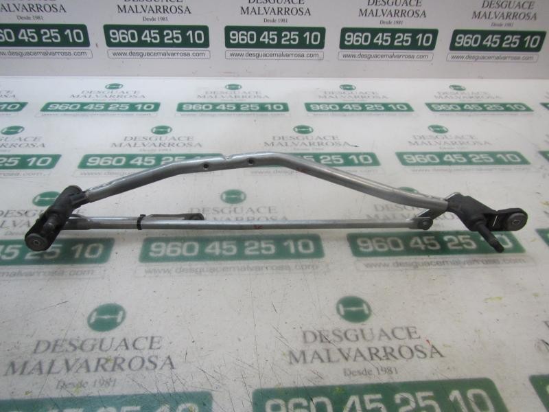 Recambio de articulacion limpia delantero para dacia sandero stepway referencia OEM IAM 288004410R  