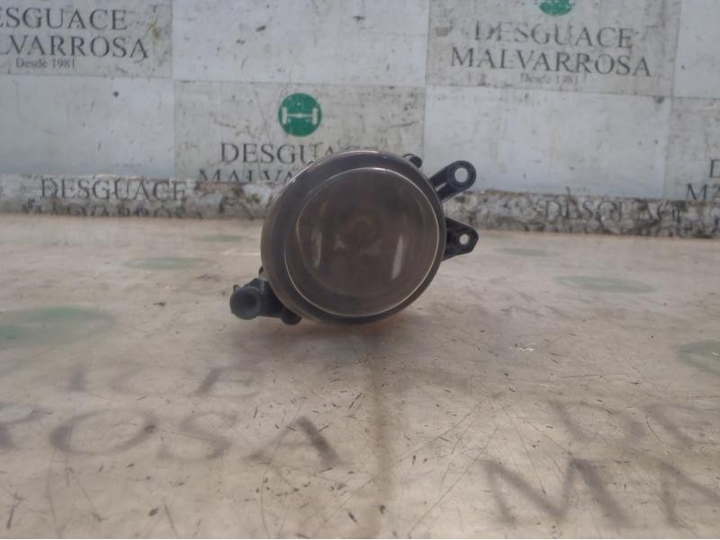 Recambio de faro antiniebla izquierdo para audi a4 berlina (8e) 1.9 tdi (96kw) referencia OEM IAM 8E0941700B  