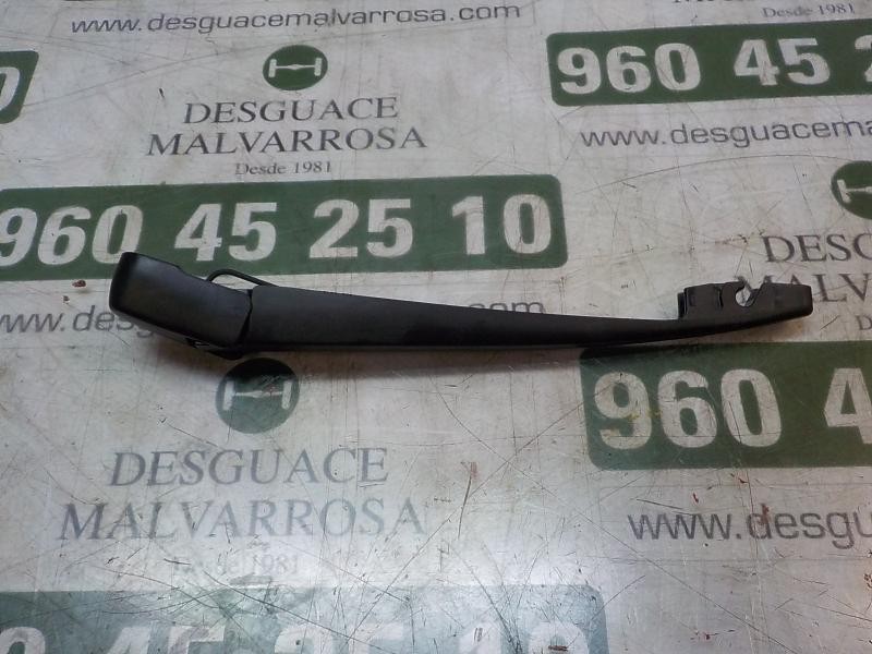 Recambio de brazo limpia trasero para suzuki s-cross 1.6 ddis referencia OEM IAM 3882154G10  