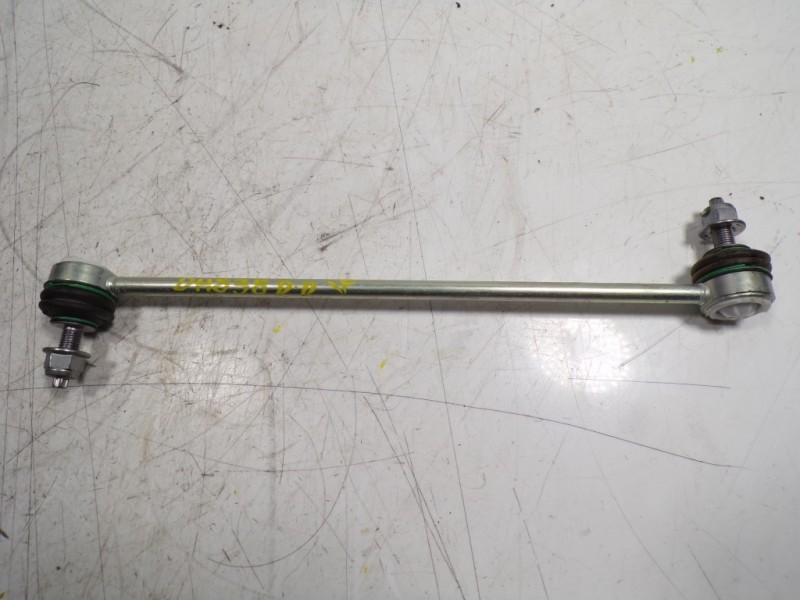 Recambio de tirante delantero derecho para toyota proace city 1.2 12v referencia OEM IAM SU001B1574  