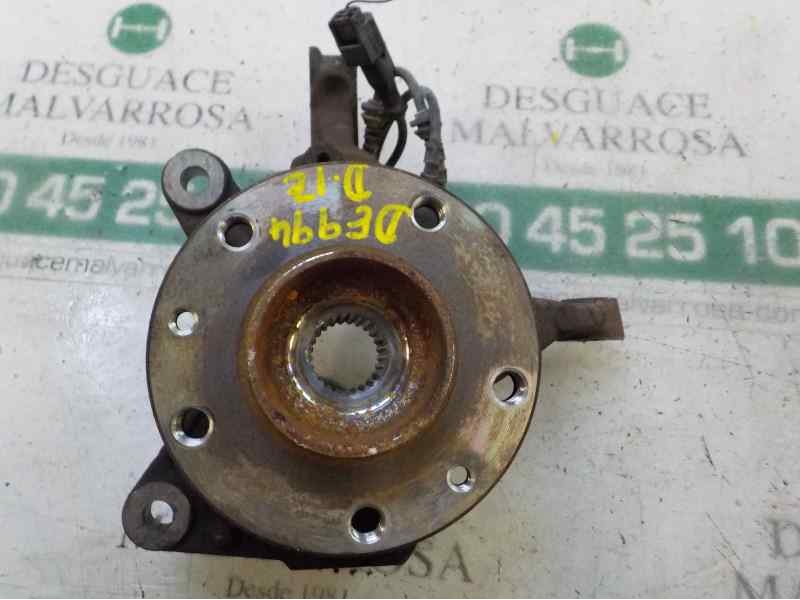 Recambio de mangueta delantera izquierda para dacia duster 1.5 dci diesel fap cat referencia OEM IAM 8200881824  