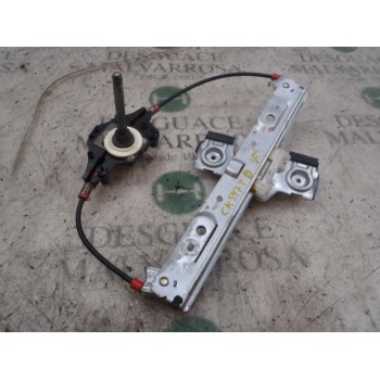 ELEVALUNAS TRASERO DERECHO 