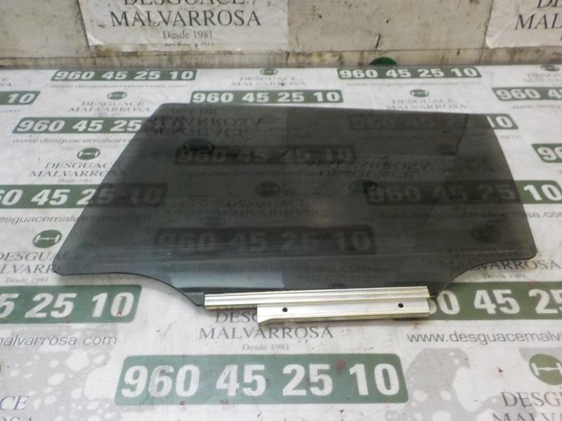Recambio de cristal puerta trasero izquierdo para suzuki s-cross 1.6 ddis referencia OEM IAM 8454661M10  