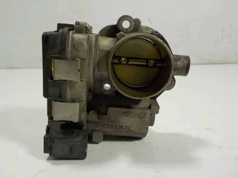 Recambio de caja mariposa para volkswagen golf vii lim. 1.0 tsi referencia OEM IAM 04C133062C 04C133062C 