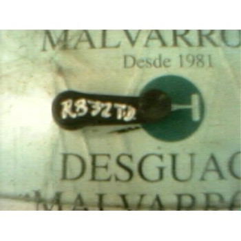 MANETA ELEVALUNAS TRASERA DERECHA 