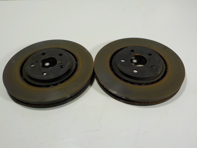 Recambio de disco freno delantero para toyota rav4 hybrid 4x2 advance referencia OEM IAM 4351248140 32,7CM 