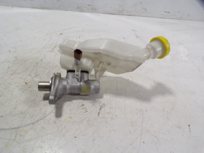 Recambio de bomba freno para opel crossland x 1.2 referencia OEM IAM 39176060  