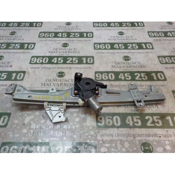 ELEVALUNAS DELANTERO DERECHO 8340161M00 