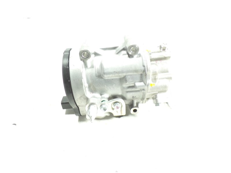 Recambio de compresor aire acondicionado para toyota corolla (e21) referencia OEM IAM 8837012080 0424001200 0424001200