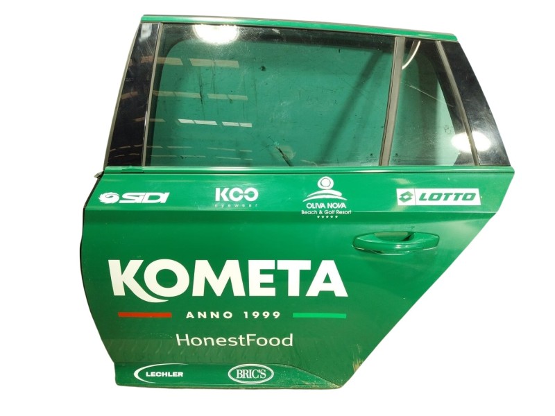 Recambio de puerta trasera izquierda para skoda superb iii station wagon (3v5) 1.4 tsi iv referencia OEM IAM 3V9833055B  