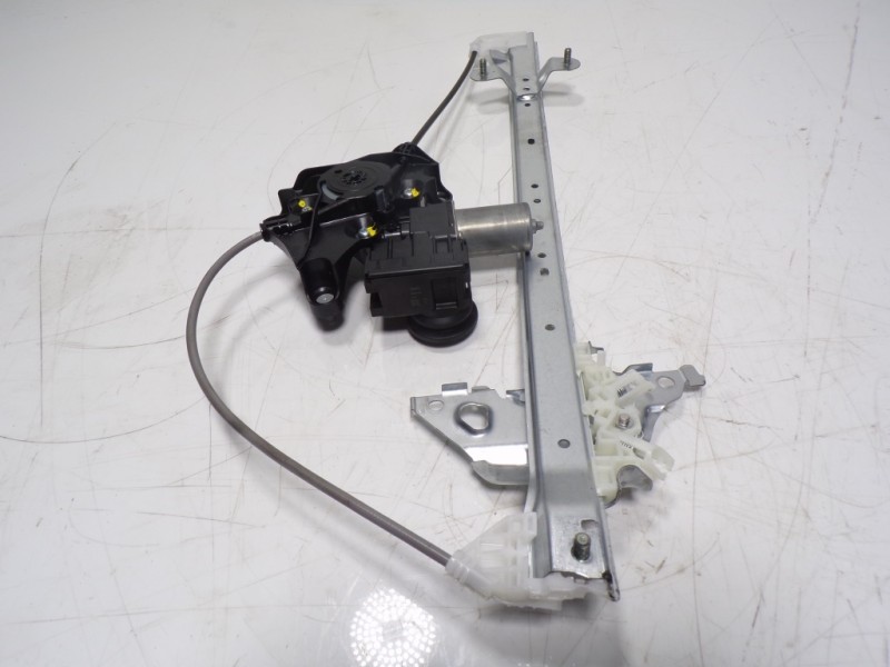 Recambio de elevalunas trasero derecho para toyota rav4 hybrid 4x2 advance referencia OEM IAM 6980342062 8572042140 0620205531