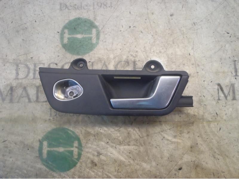 Recambio de maneta interior delantera derecha para audi a4 berlina (8e) 1.9 tdi (96kw) referencia OEM IAM 8E1837020G7PE  